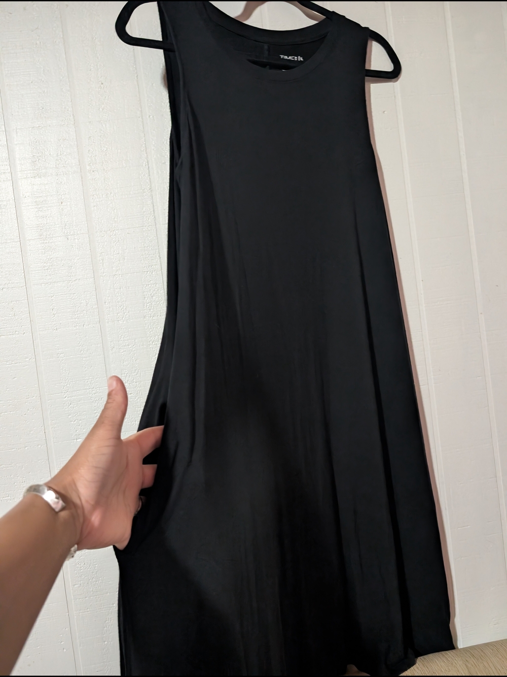 Time and Tru Black Sleeveless Crew Neck Dress